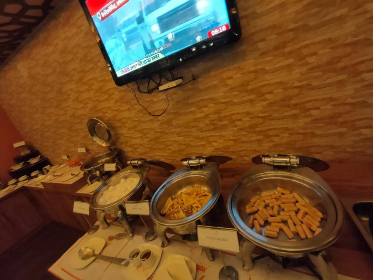 Hotel Avn Grand Ранчи Экстерьер фото